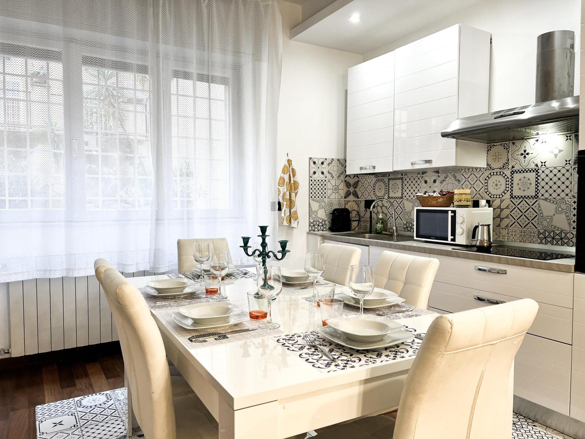 Unique House - 3 Bedrooms & 2 Bathrooms With 4 Beds - 100 Meters To The Metro A Róma Kültér fotó