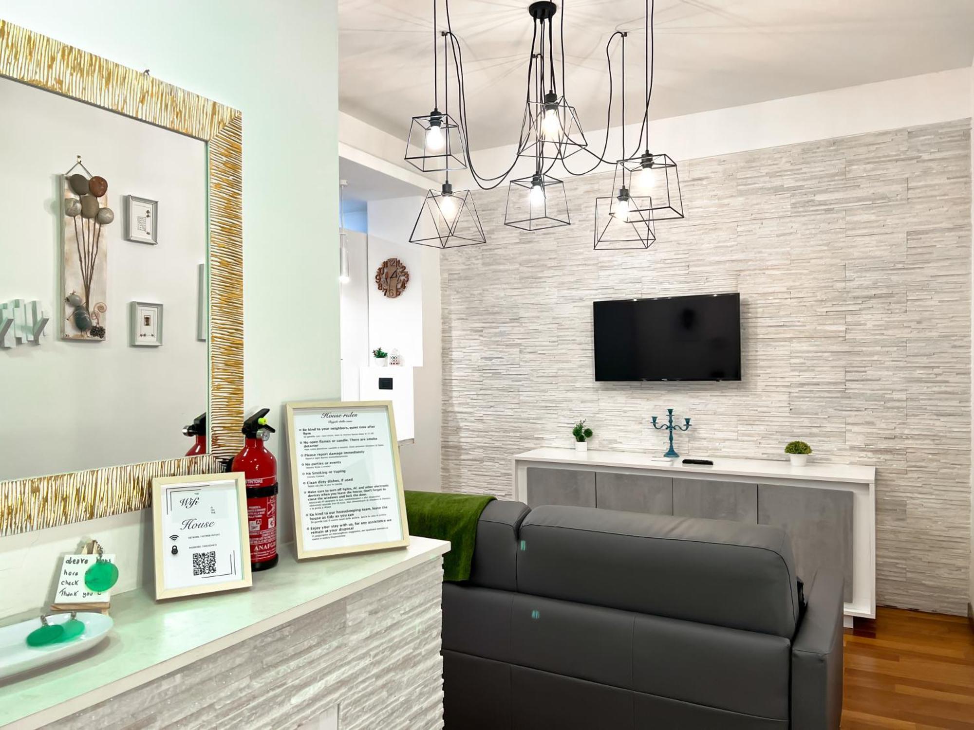 Unique House - 3 Bedrooms & 2 Bathrooms With 4 Beds - 100 Meters To The Metro A Róma Kültér fotó